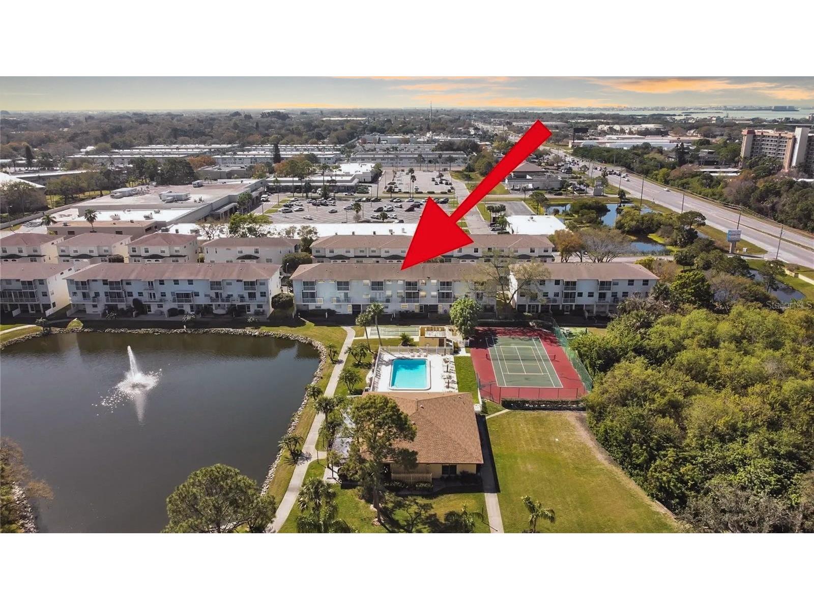 8229 Eagles Park Drive N Saint Petersburg FL 33709 TB8473228 image2