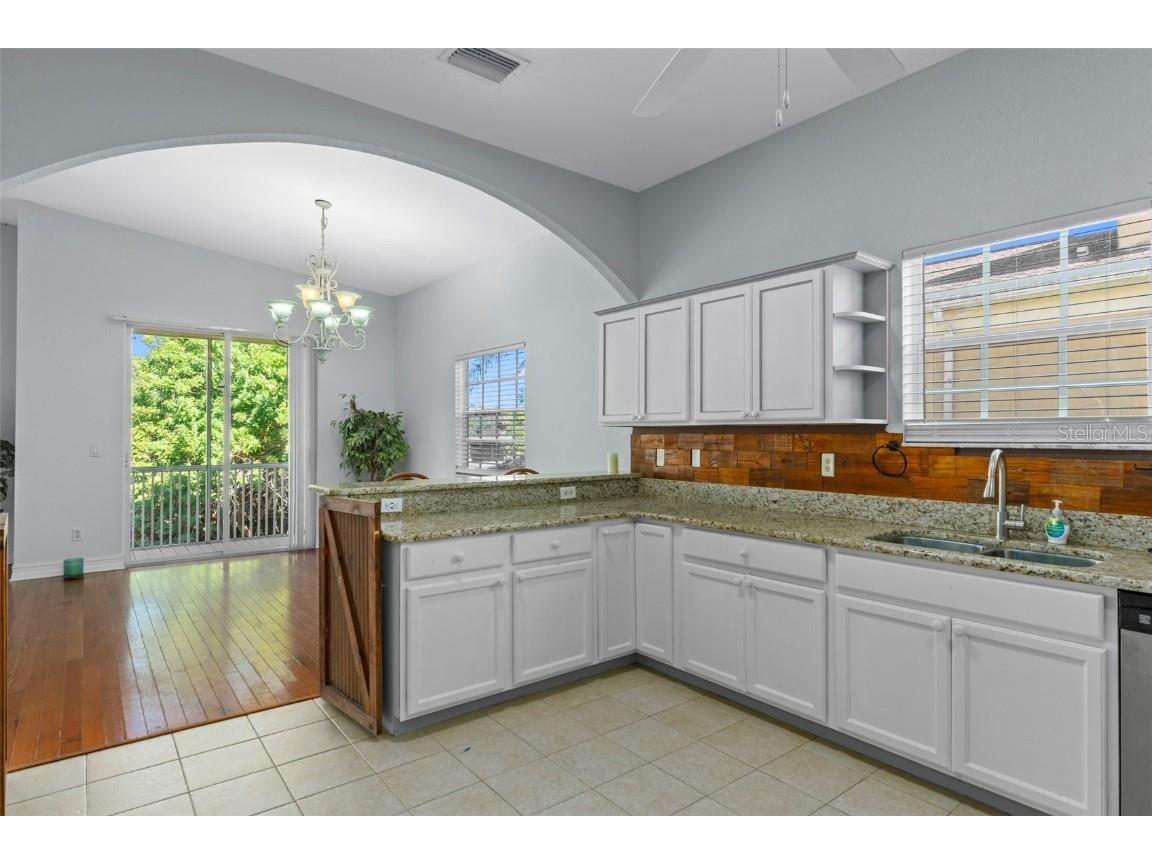 8229 Gulf Way Hudson FL 34667 W7880440 image18