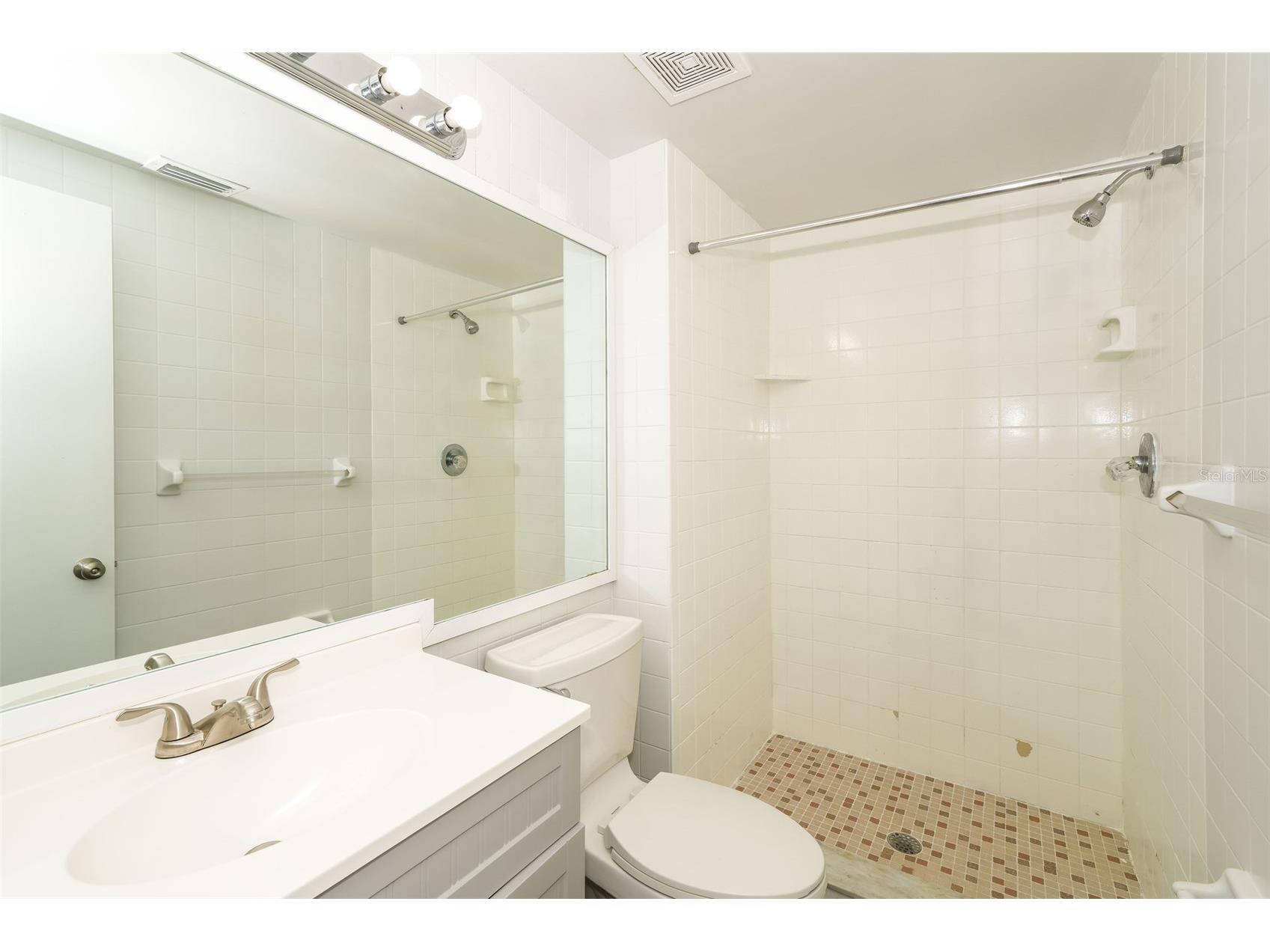 8229 Malvern Circle Tampa FL 33634 O6408462 image17