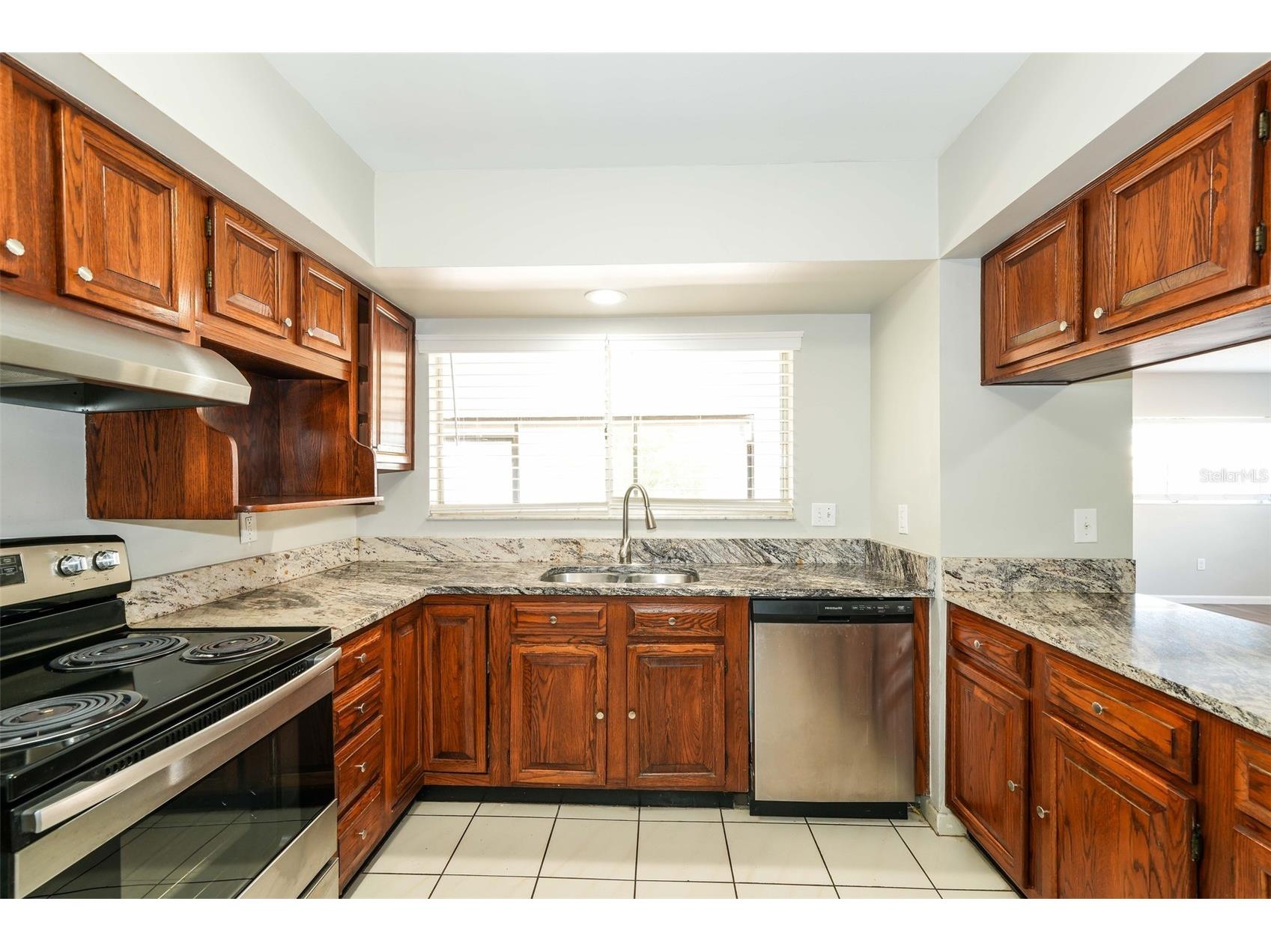 8229 Malvern Circle Tampa FL 33634 O6408462 image9