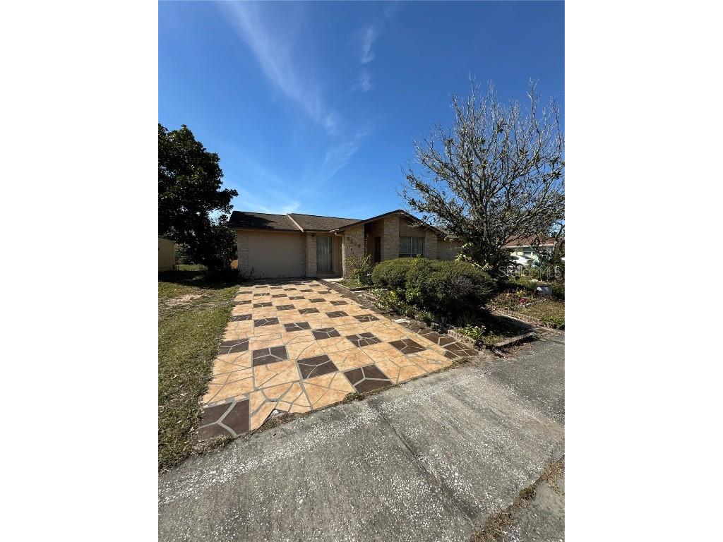 8229 Pinehurst Circle Tampa FL 33615 T3510916 image1