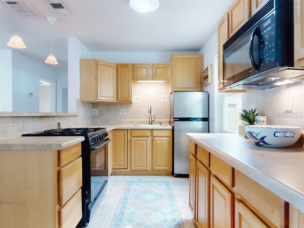 823 E 10th Avenue New Smyrna Beach FL 32169 NS1084359 image9