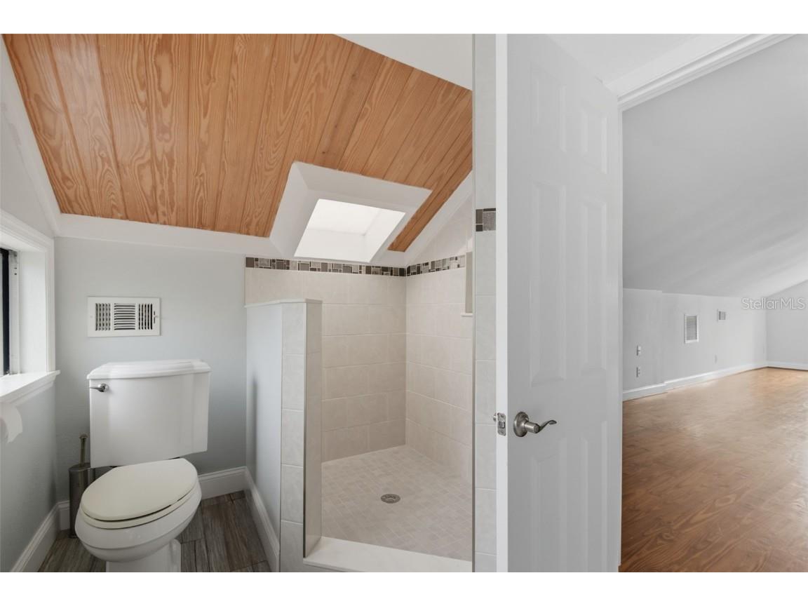 823 E Amelia Street Orlando FL 32803 O6343867 image37