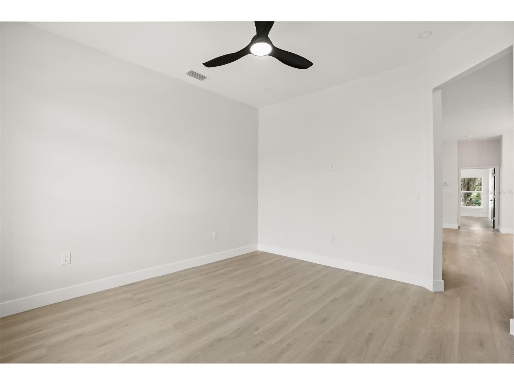 823 E Mcdonald Avenue Eustis FL 32726 O6411013 image4
