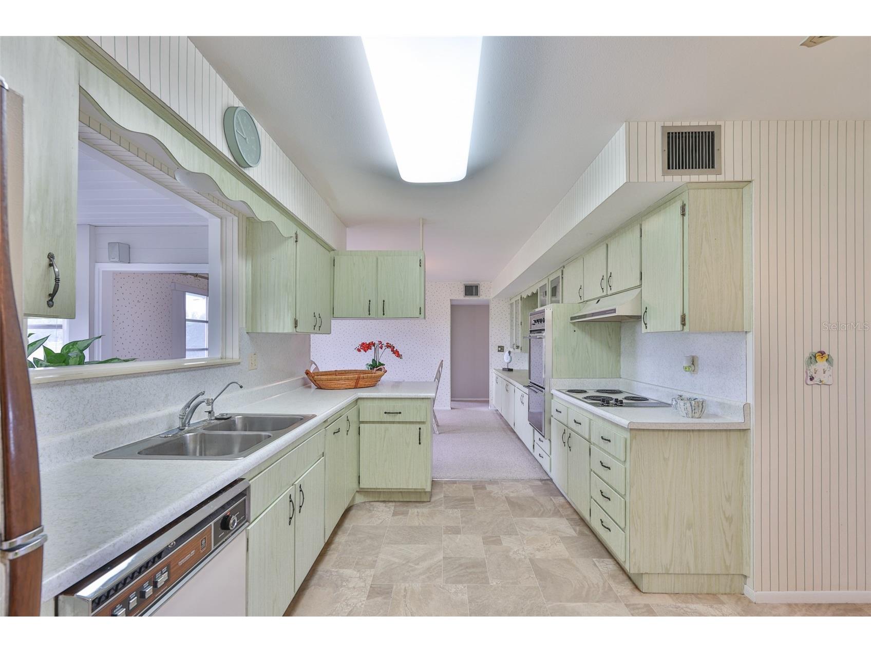 823 Fox Hills Drive Sun City Center FL 33573 TB8413055 image3