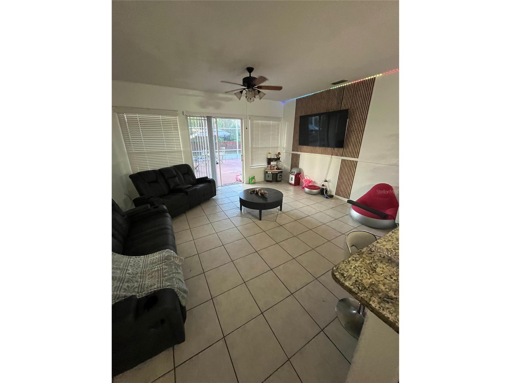 823 Ognon Court Kissimmee FL 34759 S5148867 image4