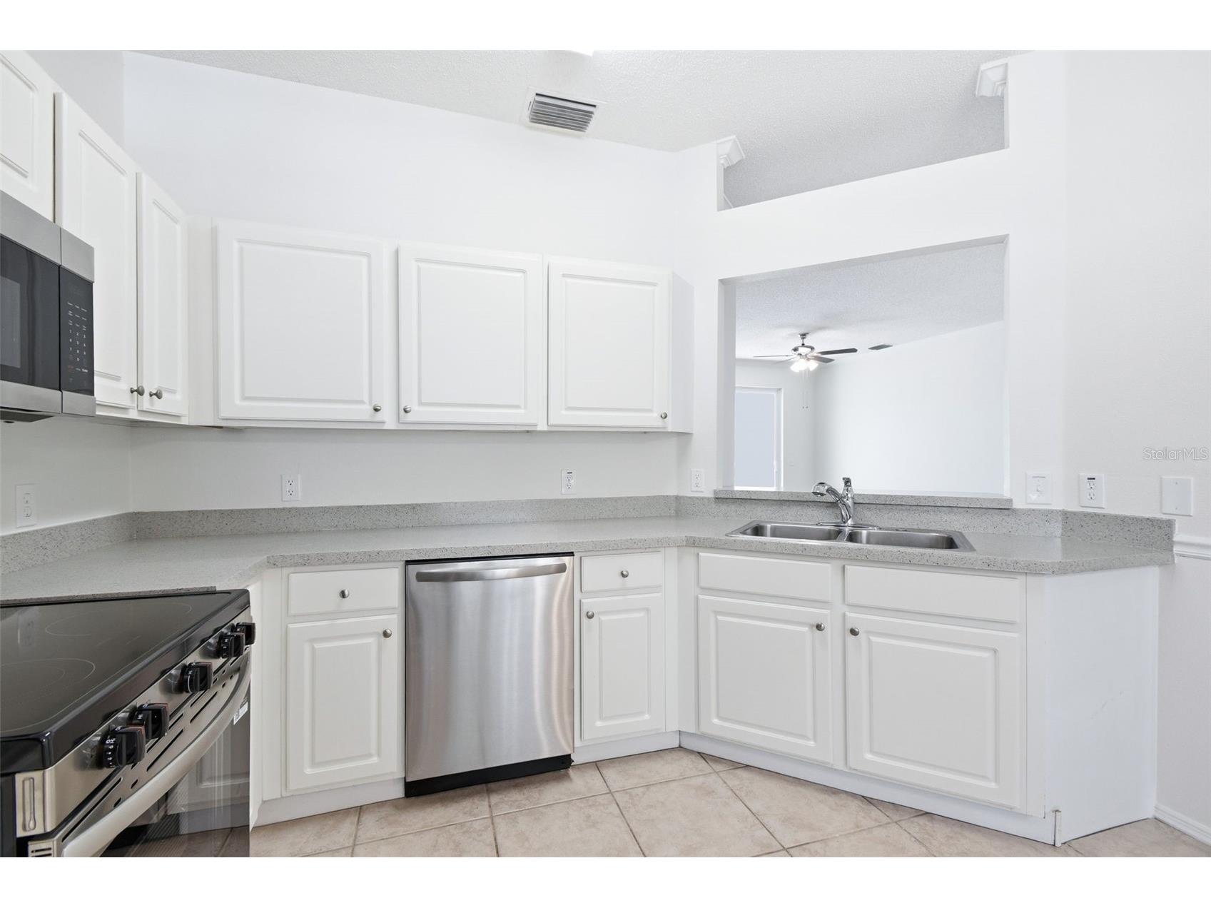 823 Springwood Circle Bradenton FL 34212 O6402096 image21