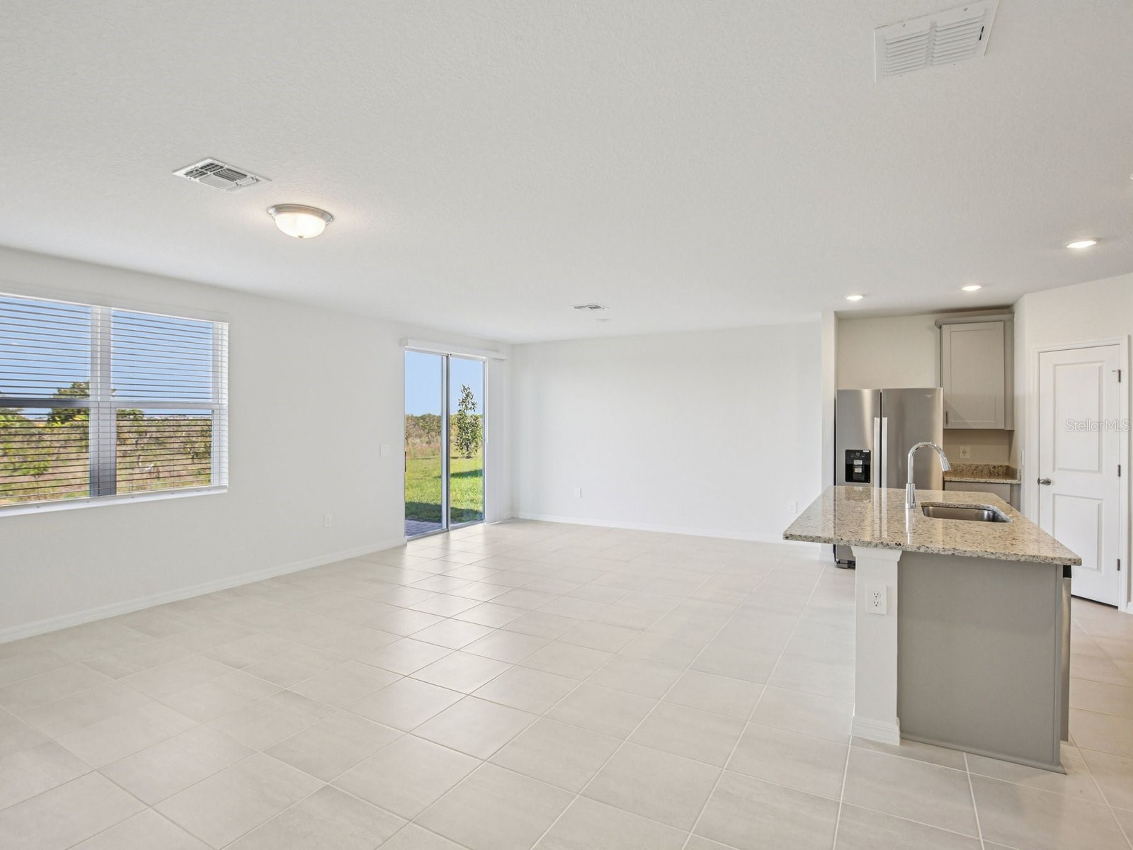 823 Sunshower Drive Lady Lake FL 32159 TB8510554 image5