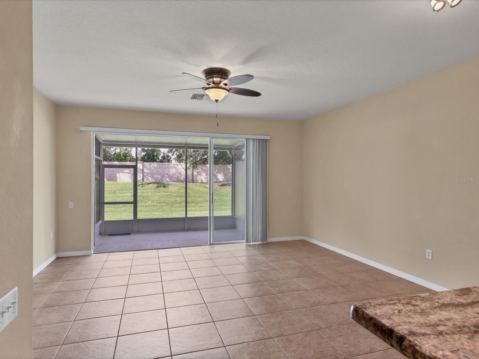 8230 72nd Street E Bradenton FL 34201 A4664398 image7