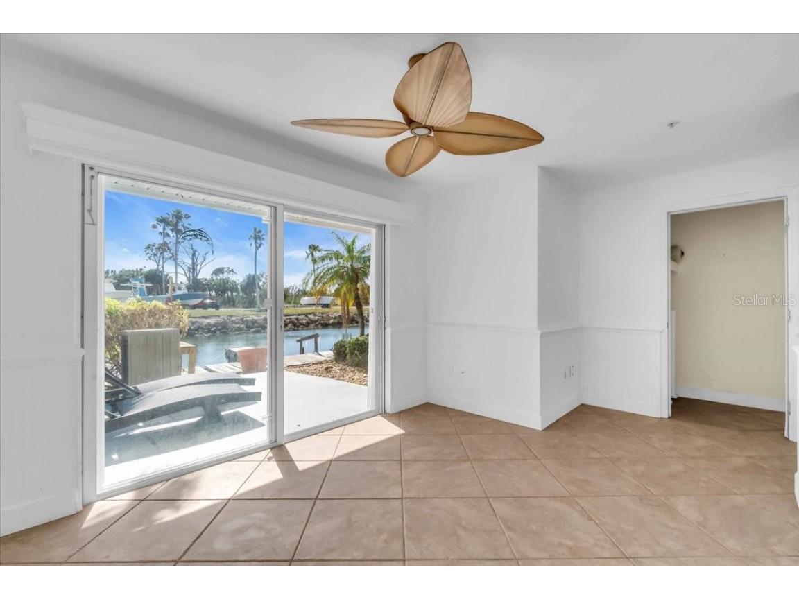 8230 Harborside Circle Englewood FL 34224 N6136944 image5