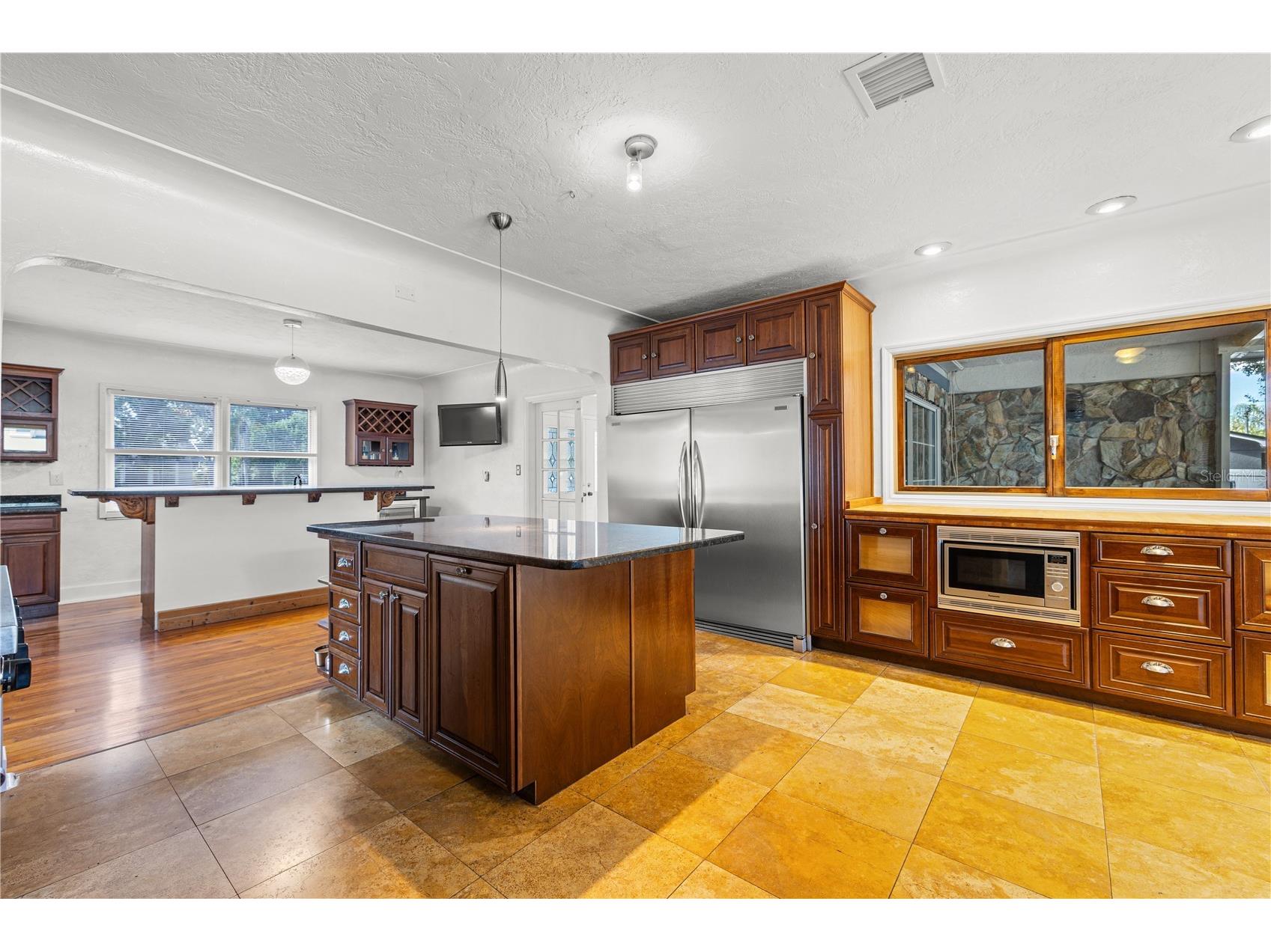 8231 36th Avenue N Saint Petersburg FL 33710 TB8443041 image10