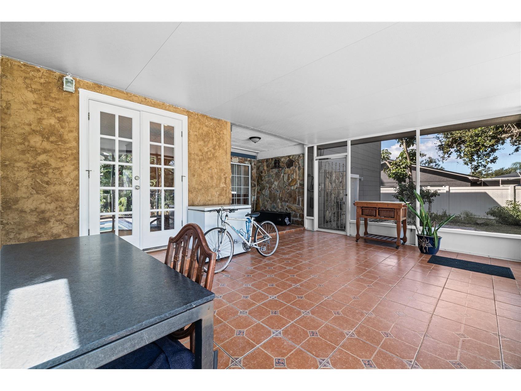 8231 36th Avenue N Saint Petersburg FL 33710 TB8443041 image17