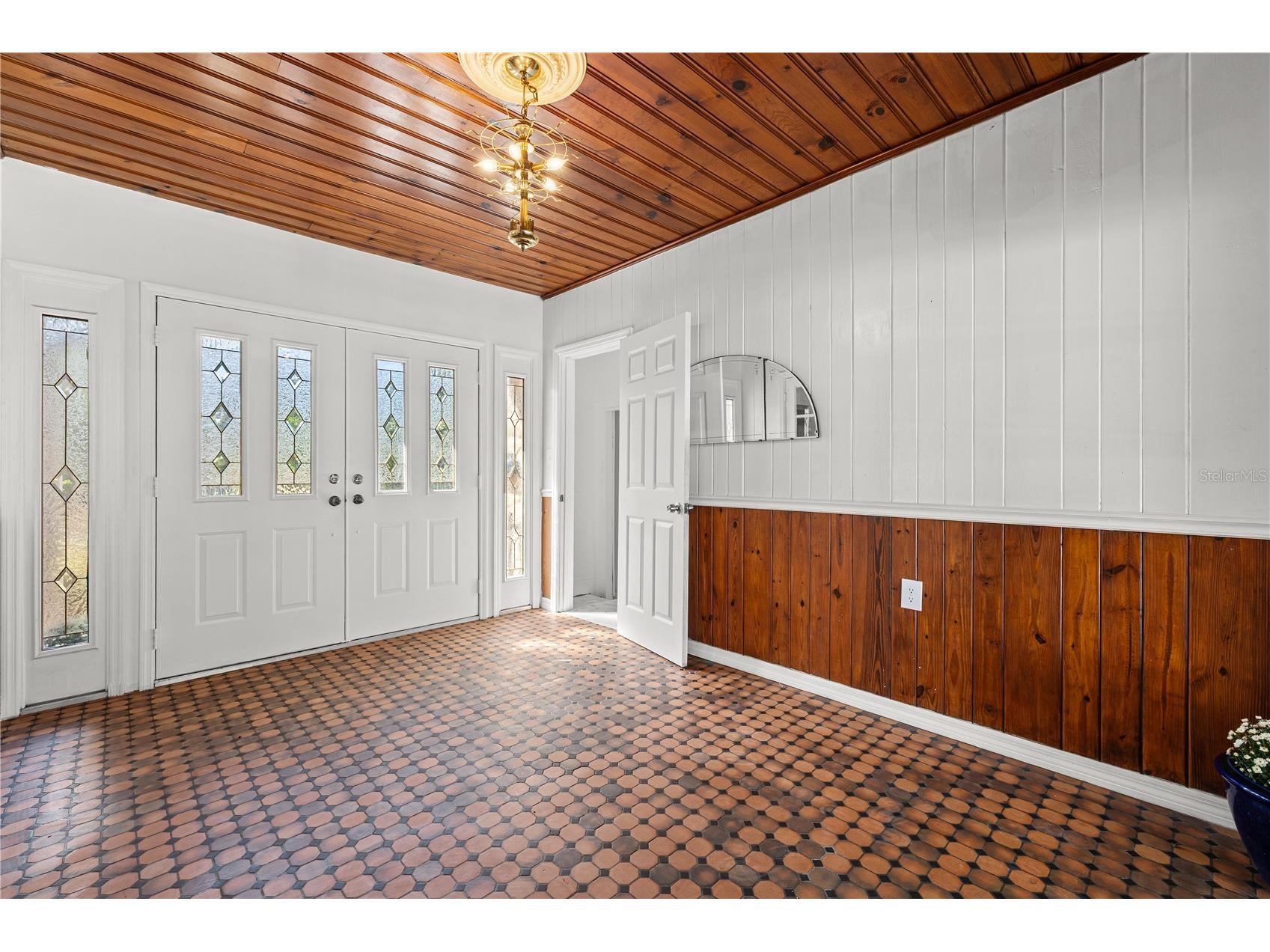 8231 36th Avenue N Saint Petersburg FL 33710 TB8443041 image34