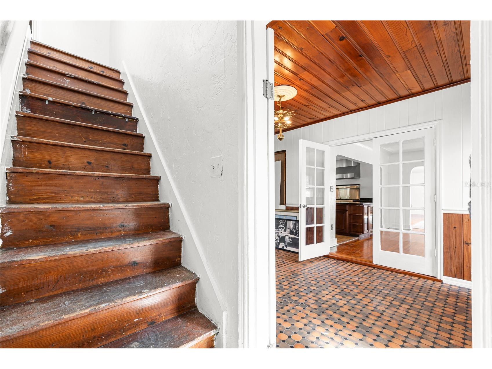 8231 36th Avenue N Saint Petersburg FL 33710 TB8443041 image35