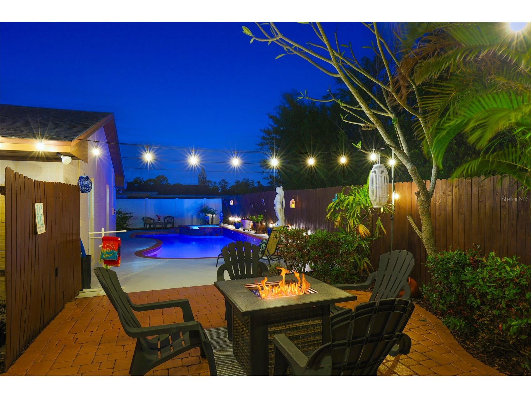 8233 Forest Circle Seminole FL 33776 TB8494962 image11