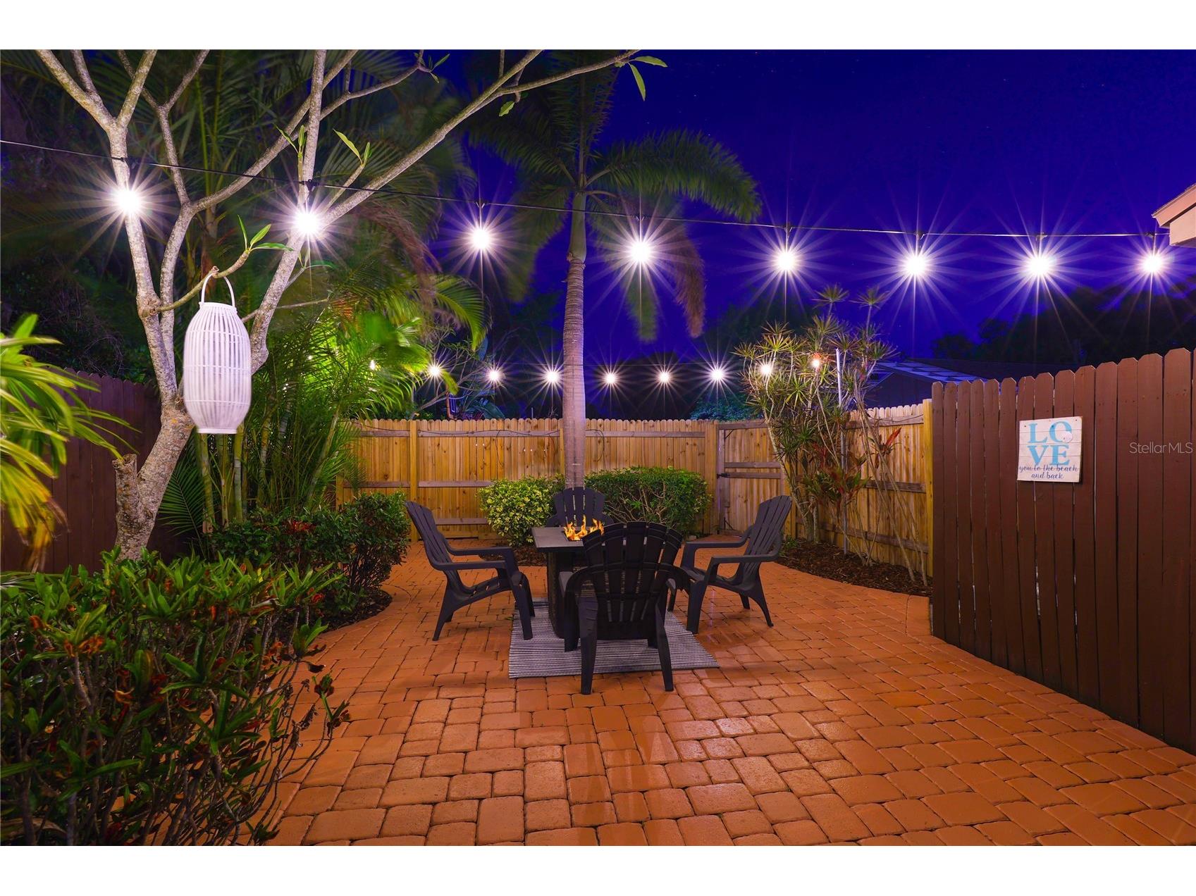 8233 Forest Circle Seminole FL 33776 TB8494962 image13