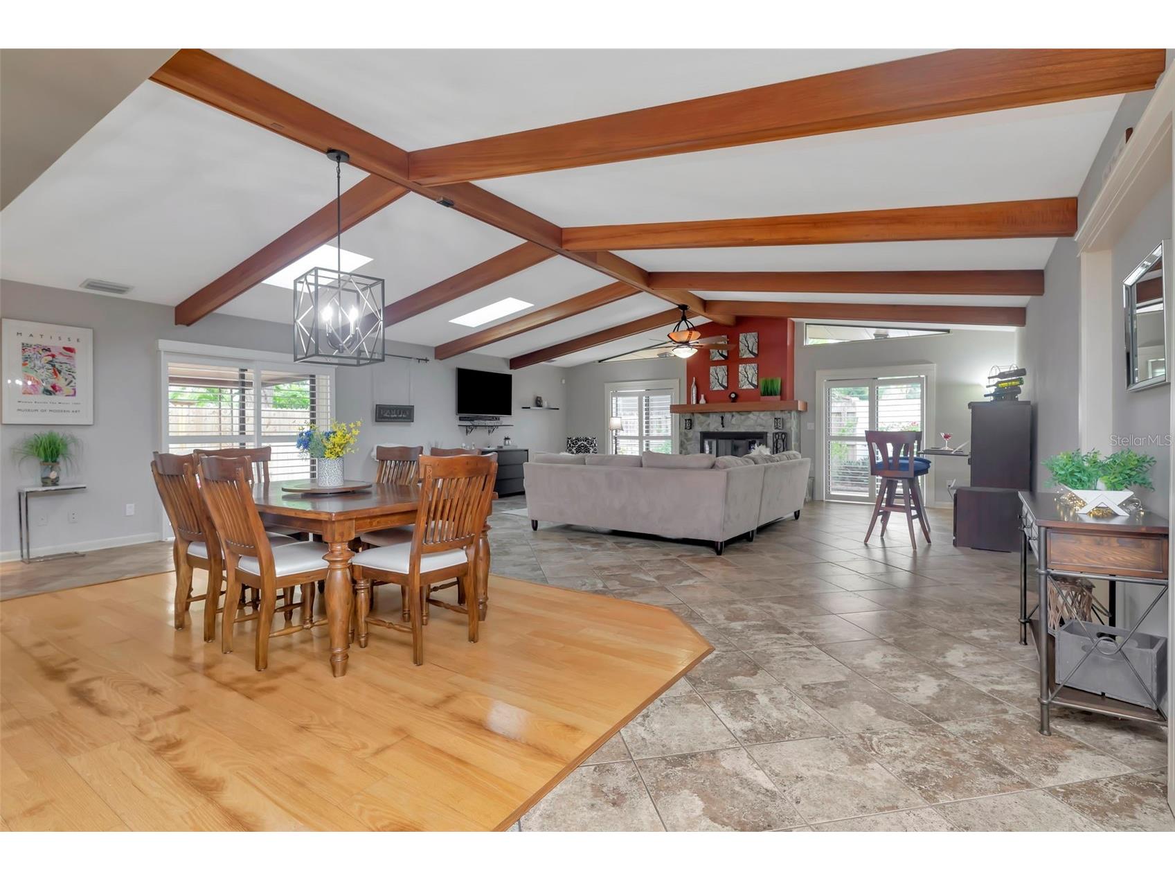 8233 Forest Circle Seminole FL 33776 TB8494962 image18