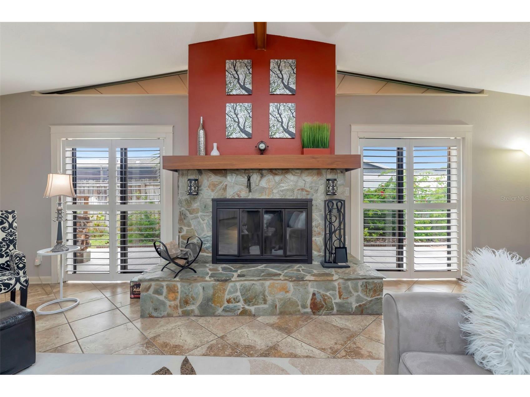 8233 Forest Circle Seminole FL 33776 TB8494962 image20
