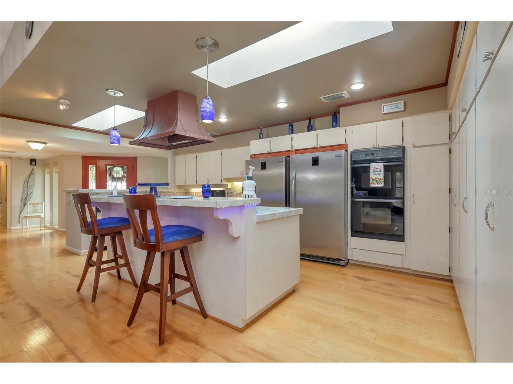 8233 Forest Circle Seminole FL 33776 TB8494962 image23