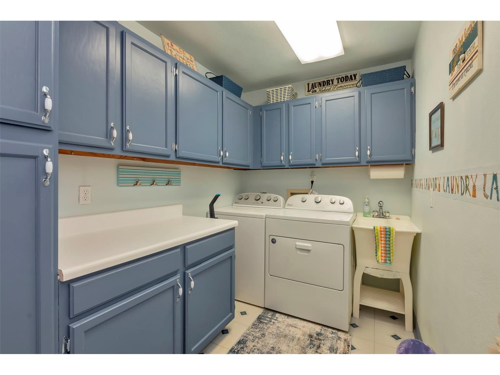 8233 Forest Circle Seminole FL 33776 TB8494962 image42