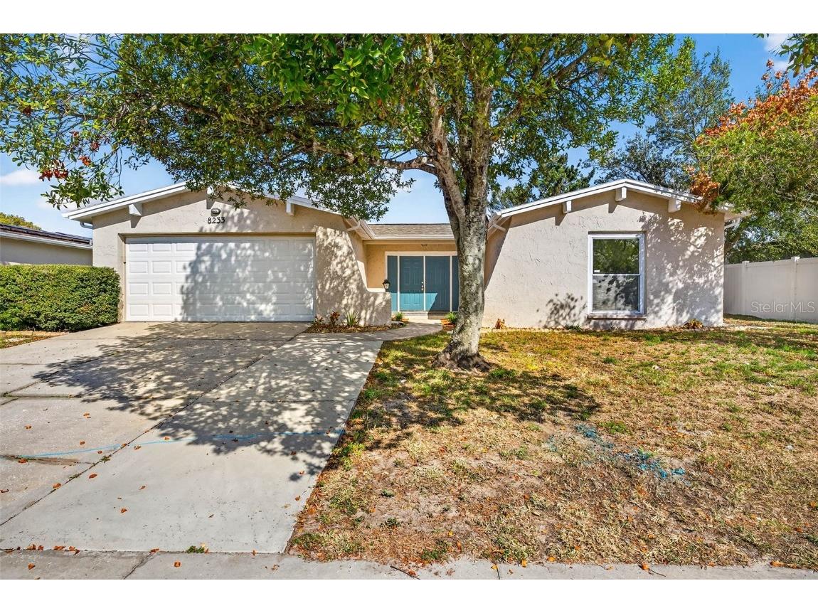 8233 Redfield Drive Port Richey FL 34668 W7880456 image1