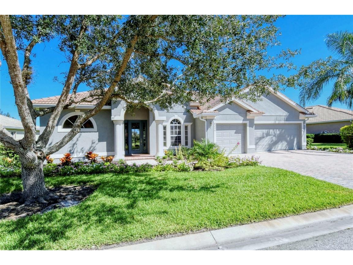 8234 Barton Farms Boulevard Sarasota FL 34240 A4585091 image1