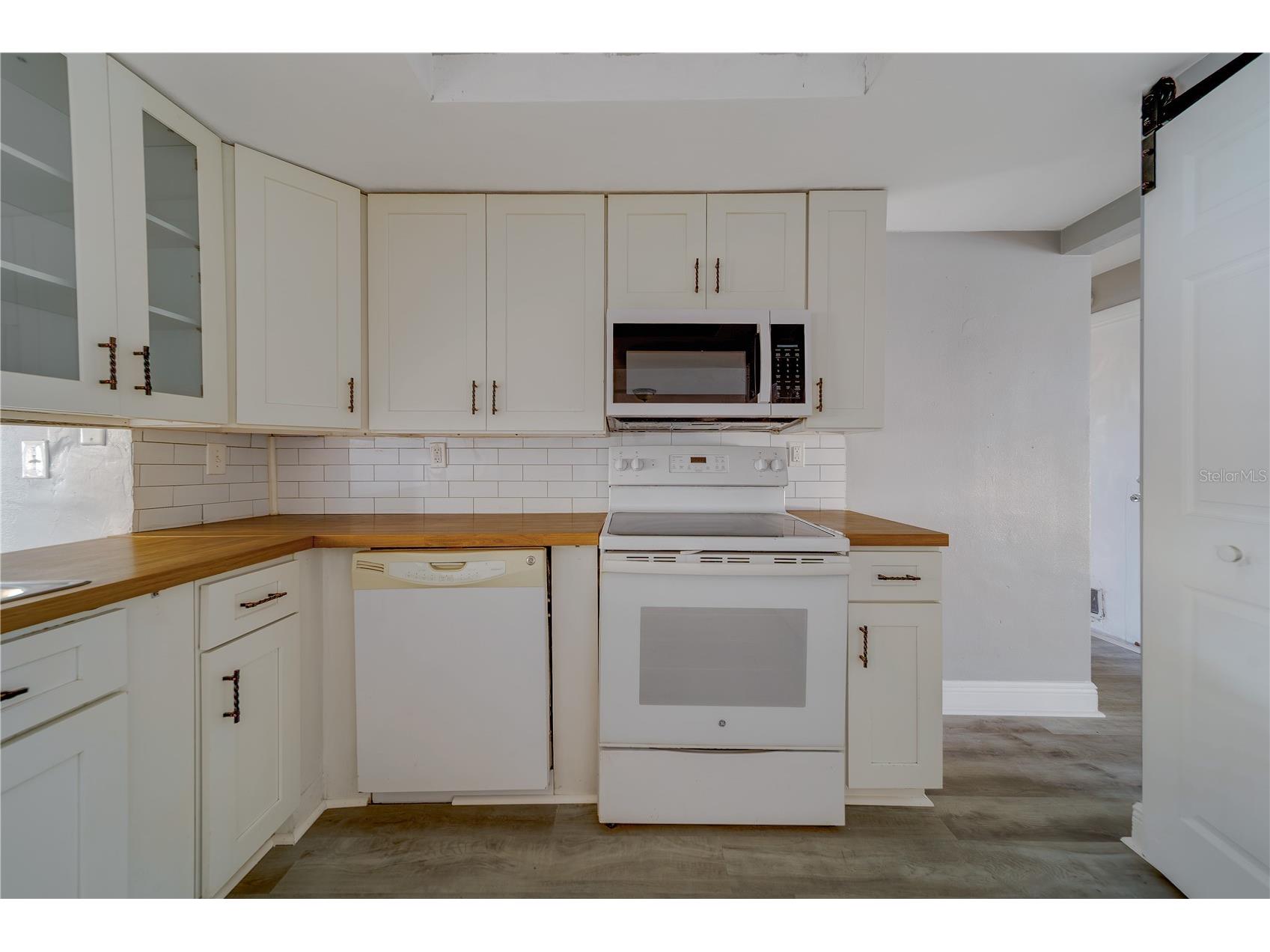 8234 Medford Drive Port Richey FL 34668 TB8471132 image16