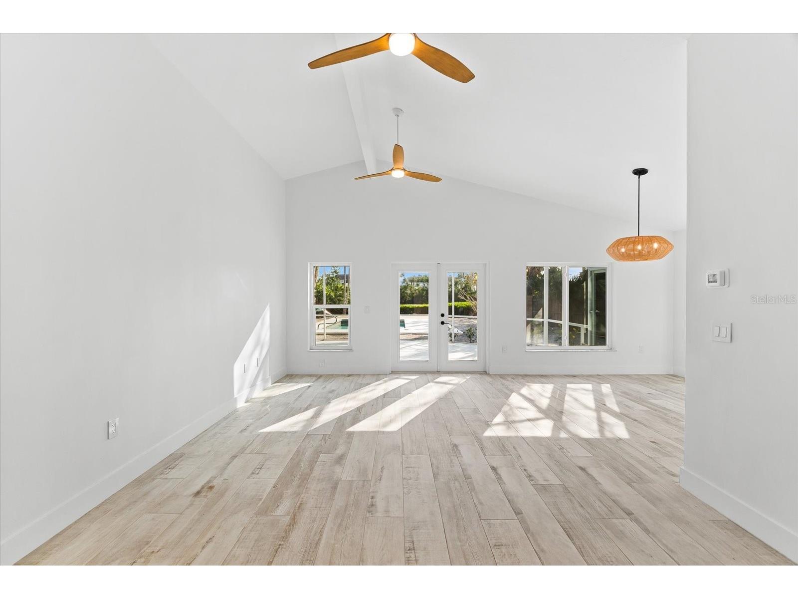 8234 Midnight Pass Road Sarasota FL 34242 - HERON LAGOON A4654399 image32