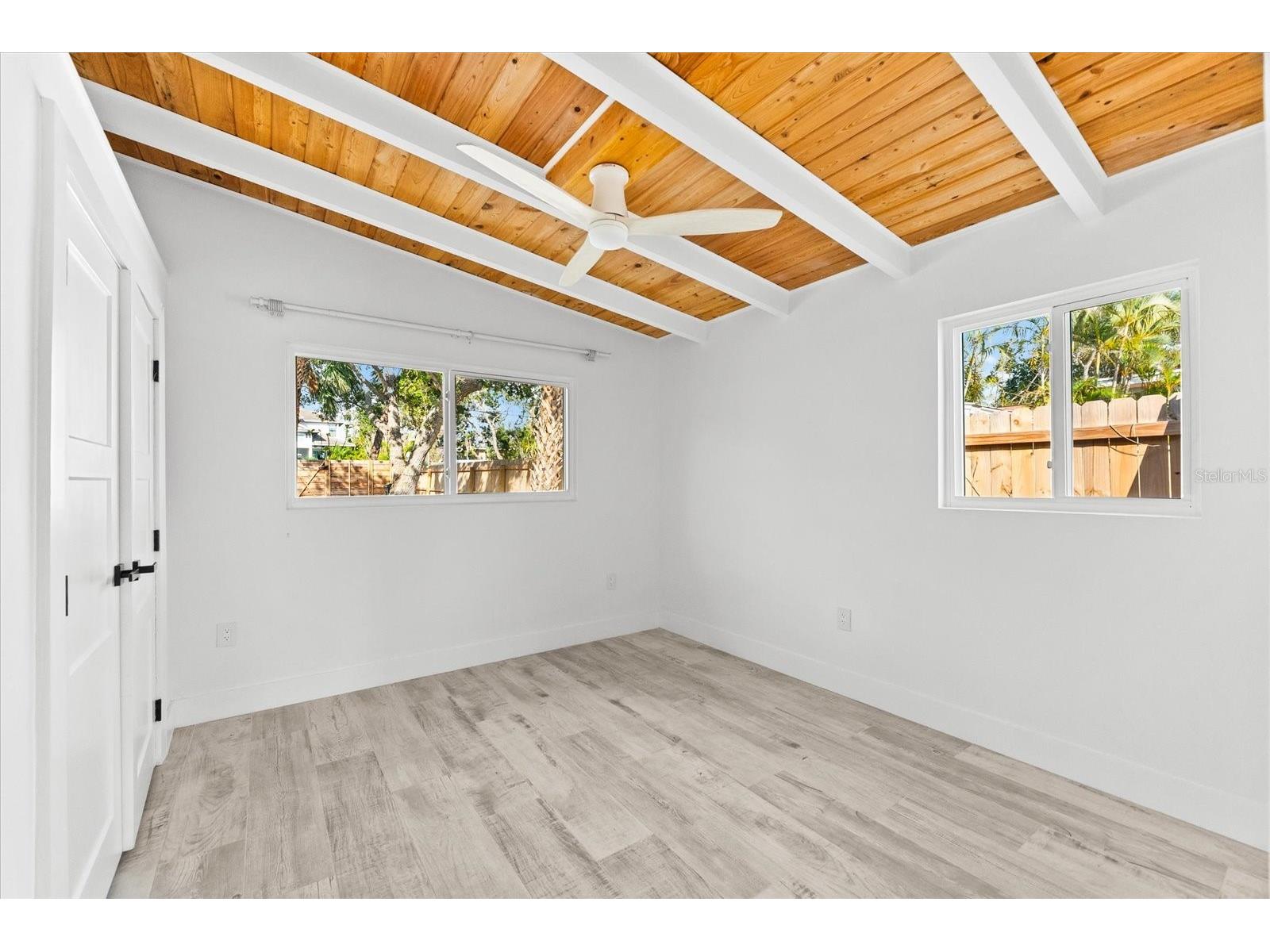 8234 Midnight Pass Road Sarasota FL 34242 - HERON LAGOON A4654399 image48