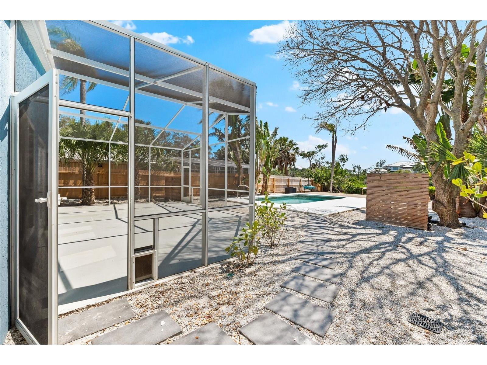 8234 Midnight Pass Road Sarasota FL 34242 - HERON LAGOON A4654399 image52