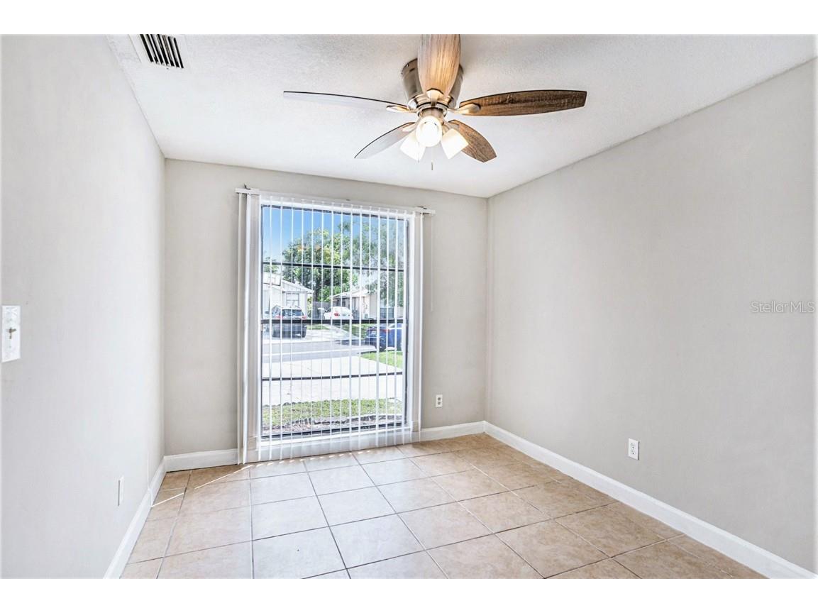 8234 Ravencroft Drive Tampa FL 33615 TB8440684 image16