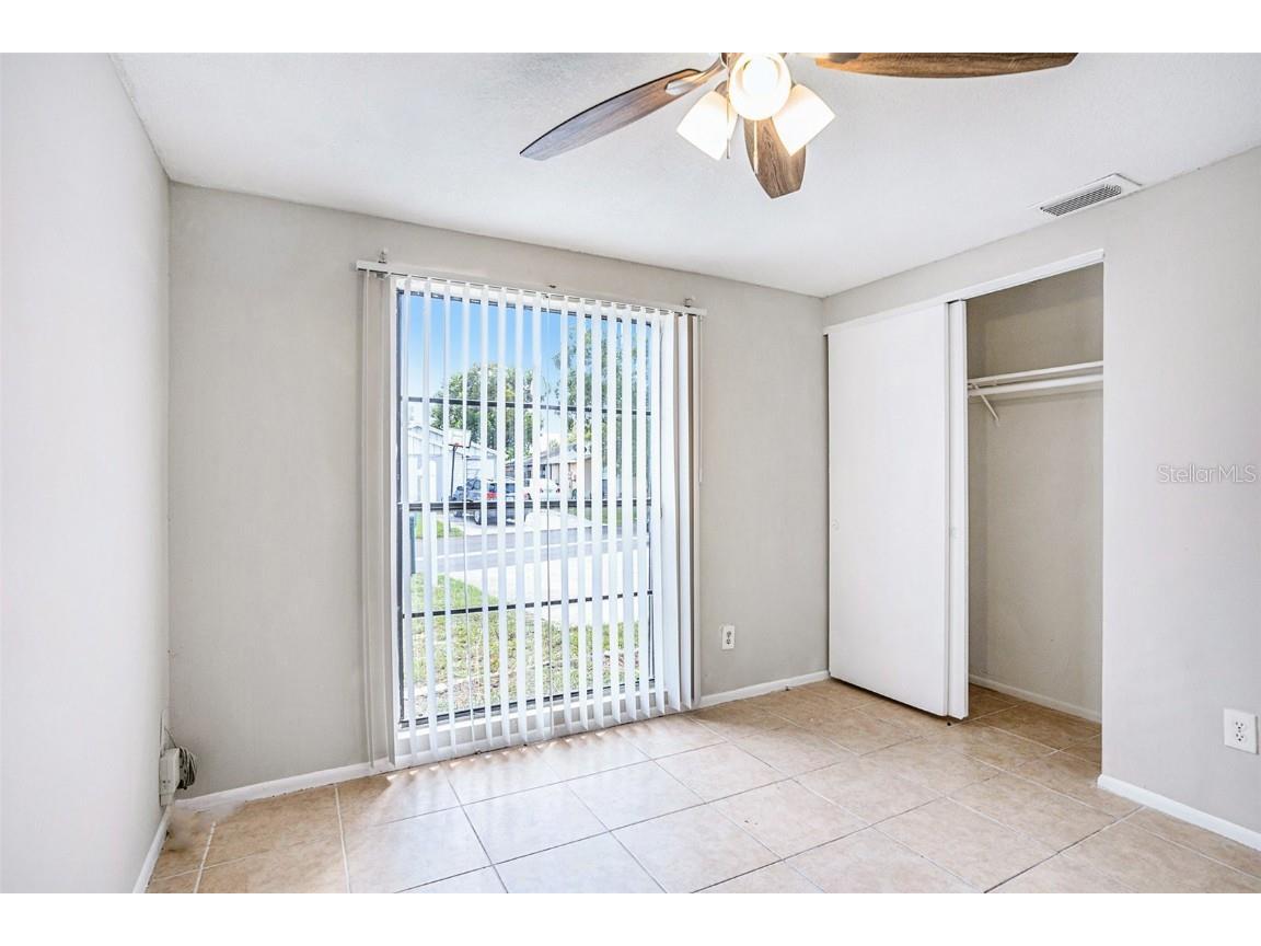 8234 Ravencroft Drive Tampa FL 33615 TB8440684 image20