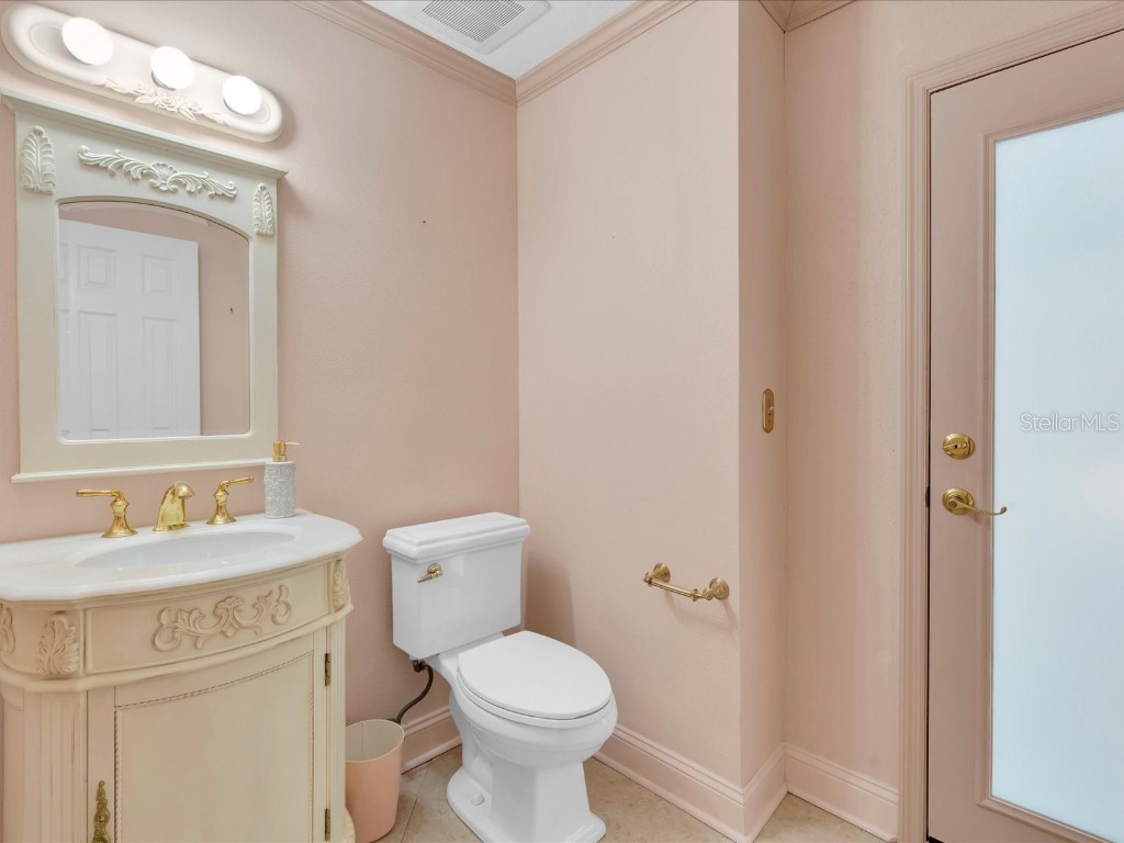 8235 39th Avenue N Saint Petersburg FL 33709 TB8445910 image15