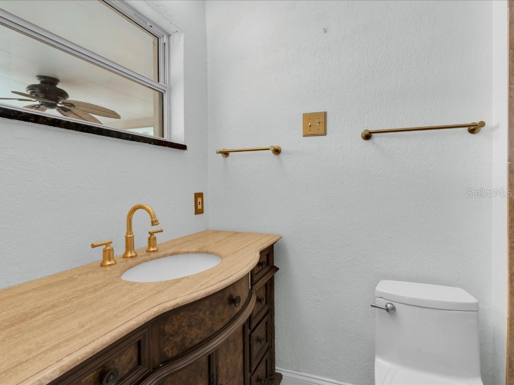 8235 39th Avenue N Saint Petersburg FL 33709 TB8445910 image18