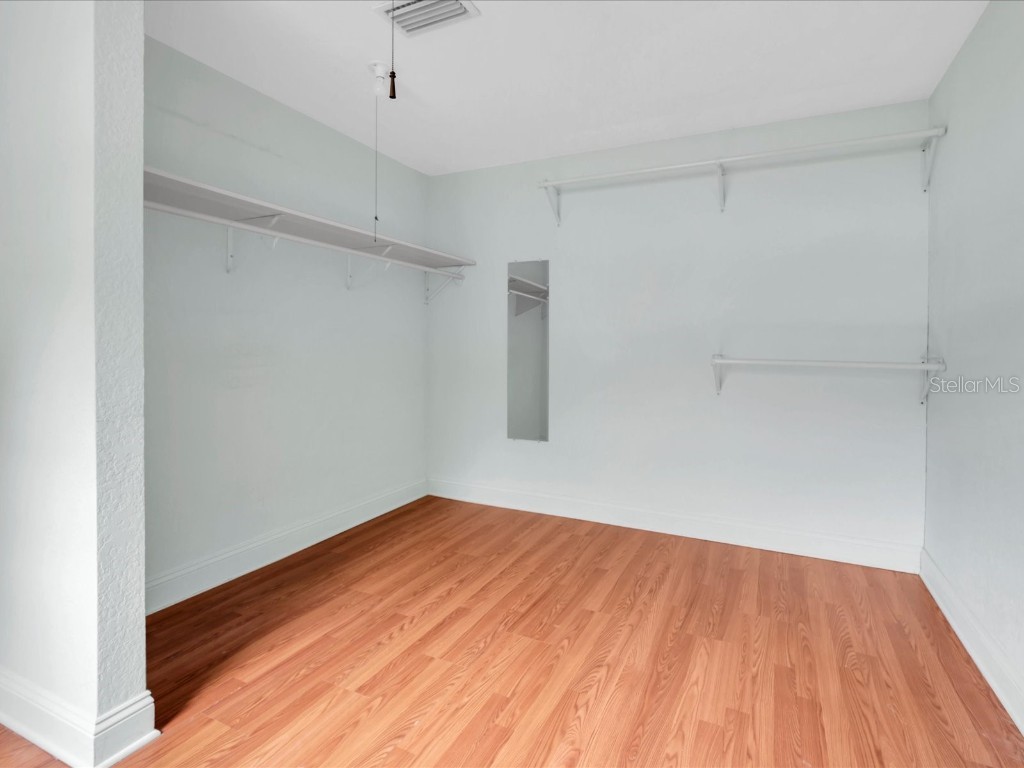 8235 39th Avenue N Saint Petersburg FL 33709 TB8445910 image20