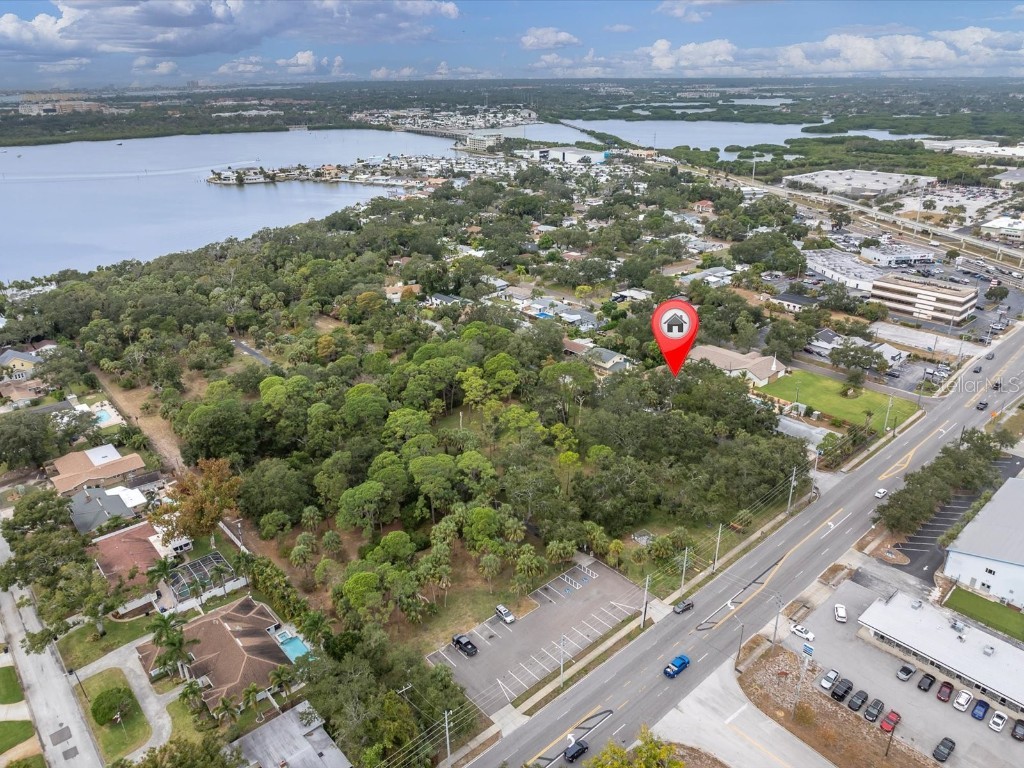 8235 39th Avenue N Saint Petersburg FL 33709 TB8445910 image32