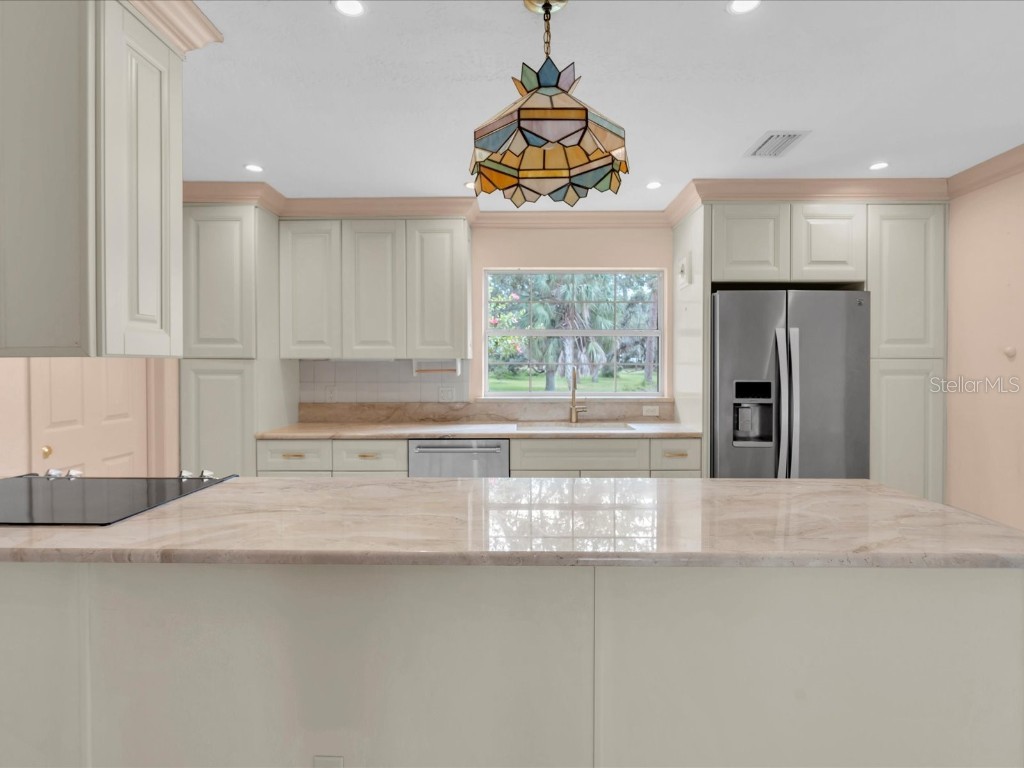 8235 39th Avenue N Saint Petersburg FL 33709 TB8445910 image6