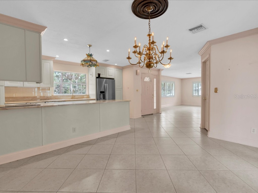 8235 39th Avenue N Saint Petersburg FL 33709 TB8445910 image9