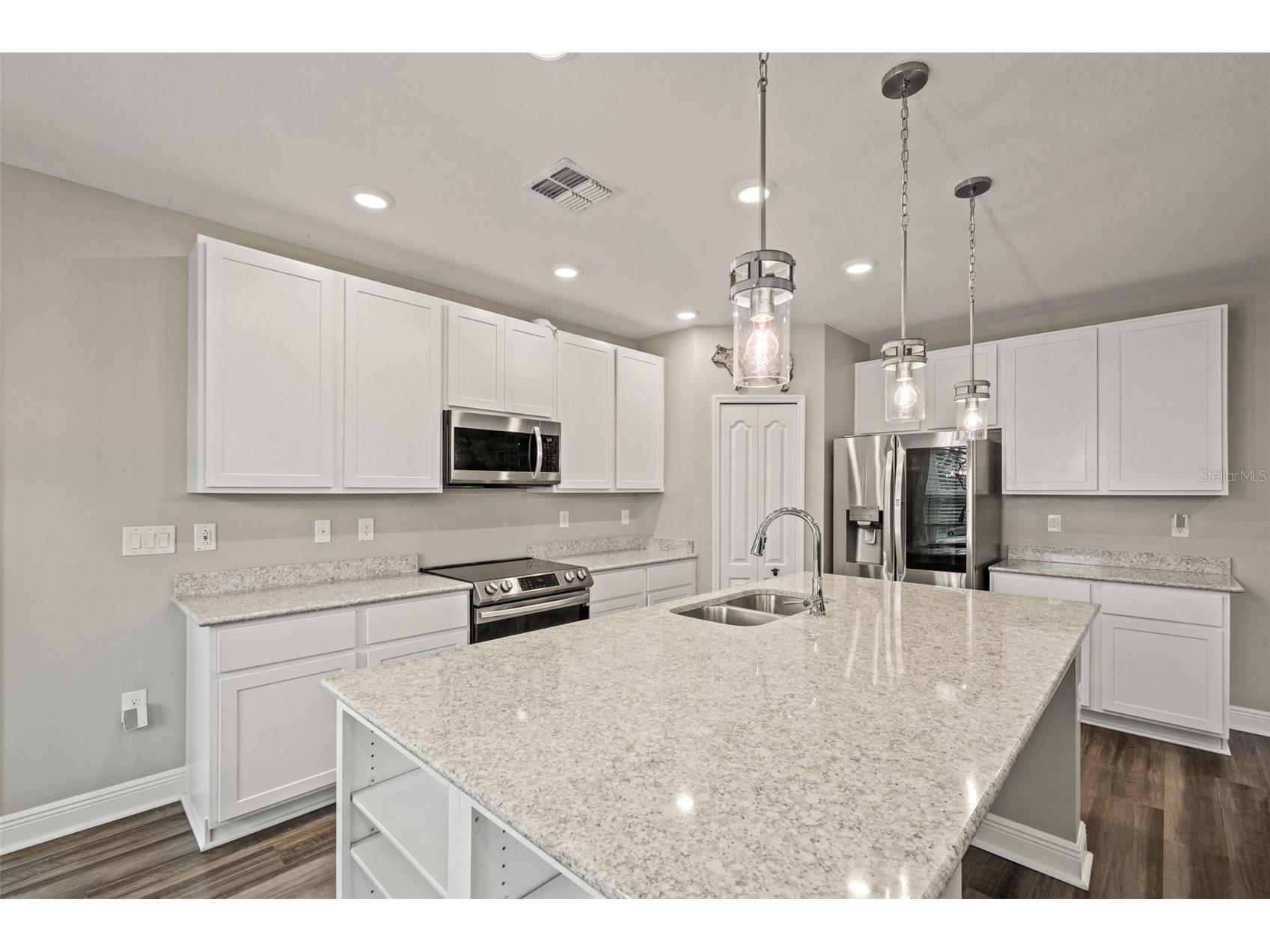 8235 Abby Brooks Circle Wesley Chapel FL 33545 TB8426742 image11