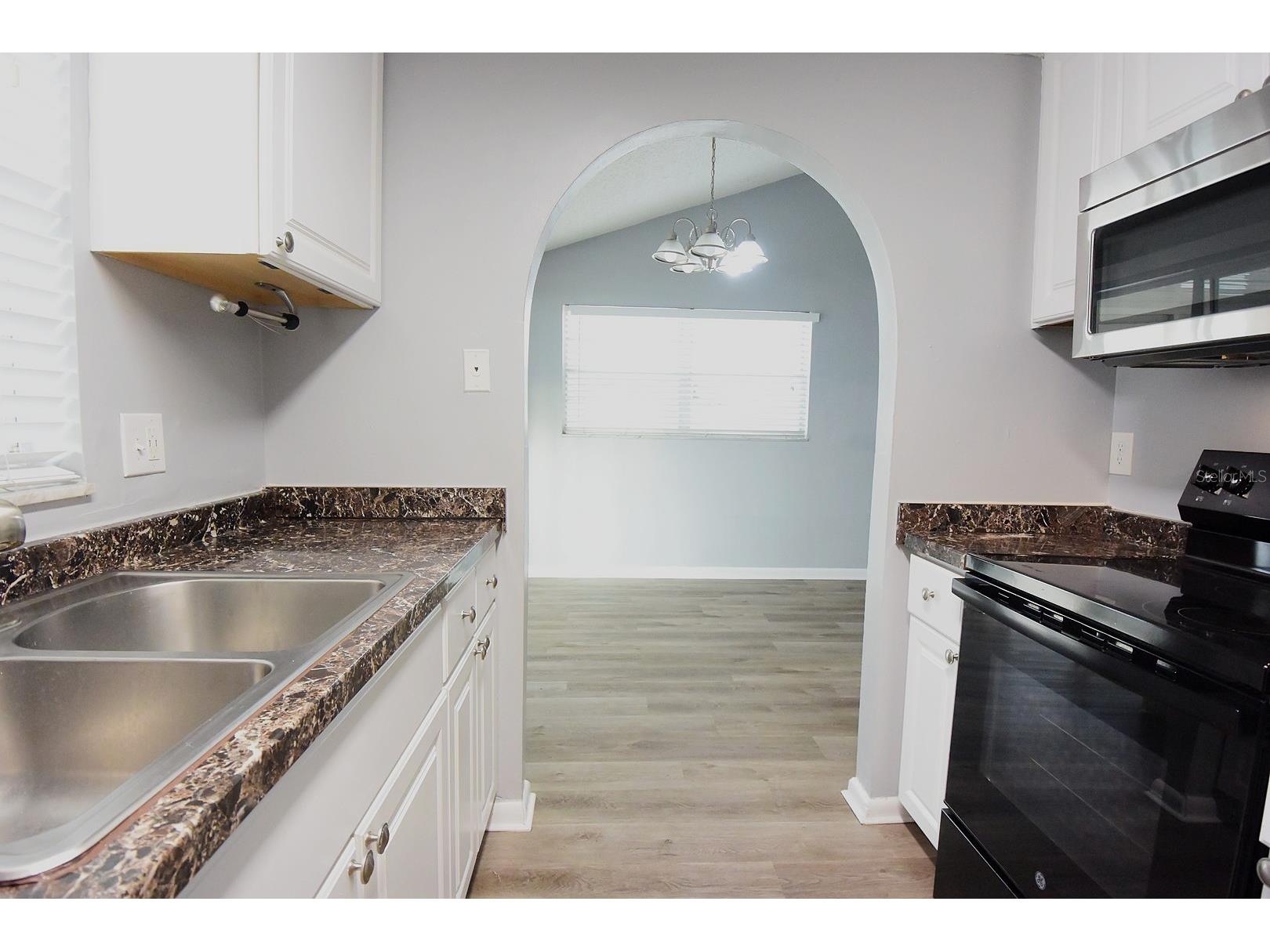 8235 Donaldson Drive Tampa FL 33615 W7887125 image17