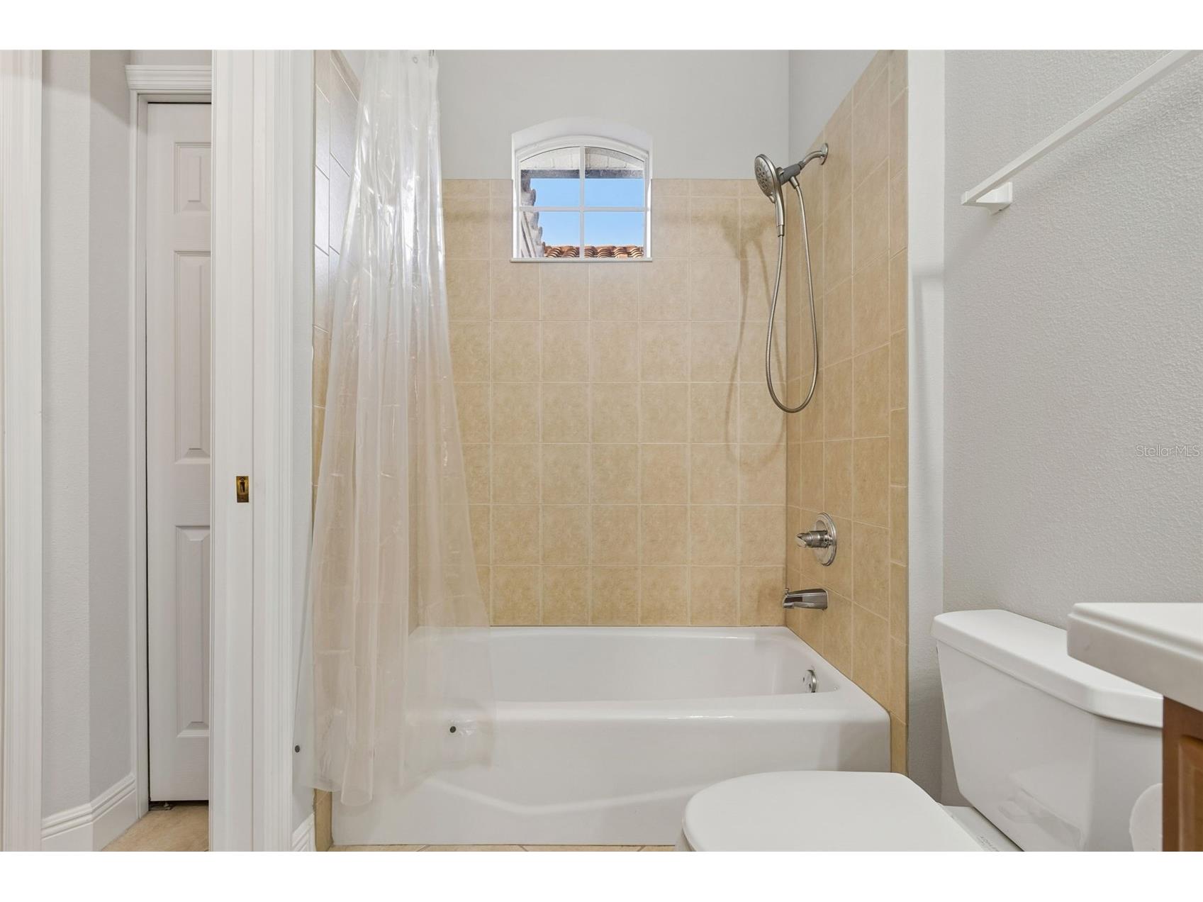 8235 Miramar Way Lakewood Ranch FL 34202 A4684561 image15