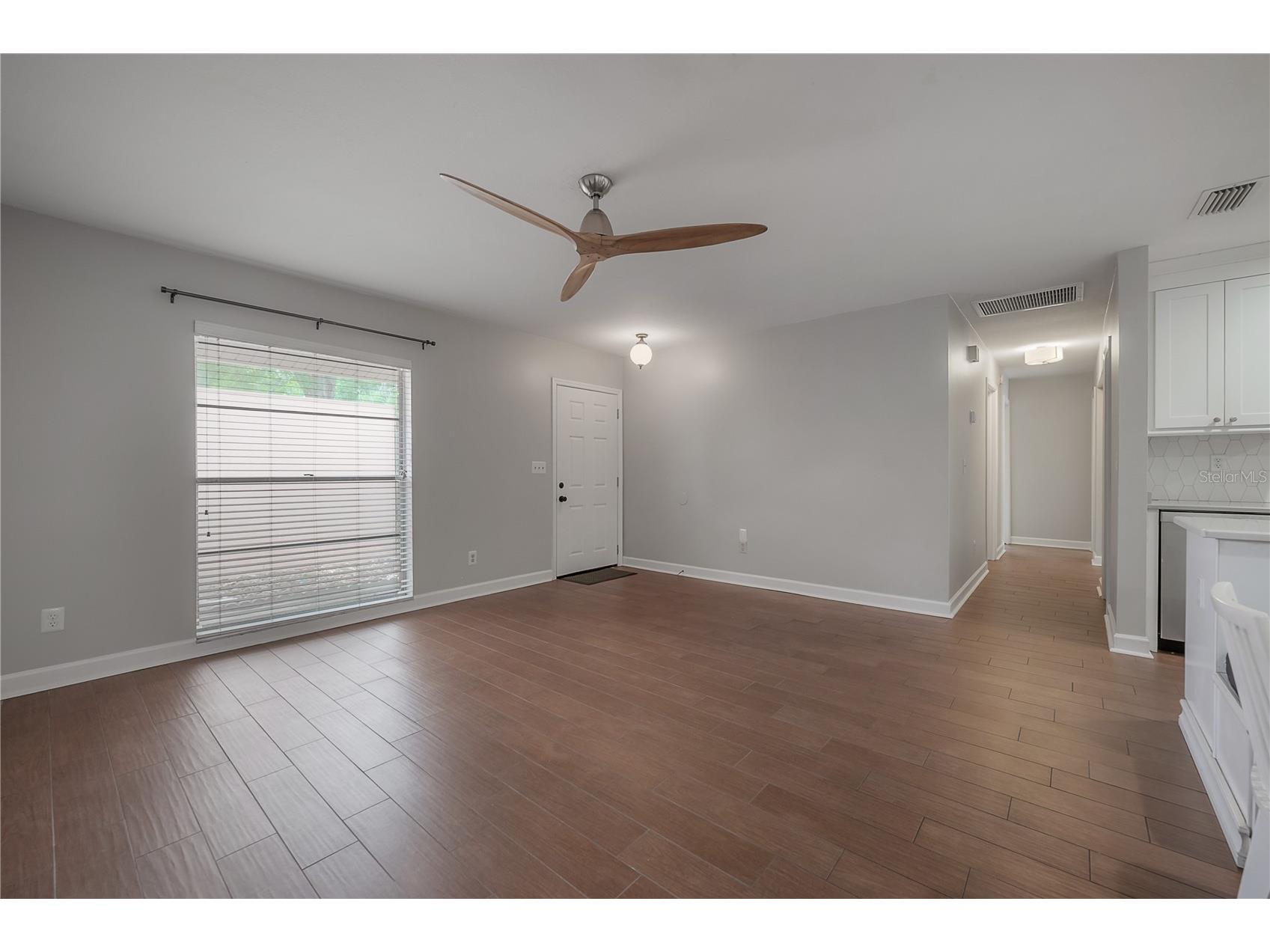 8235 Vassar Circle Tampa FL 33634 TB8515171 image11