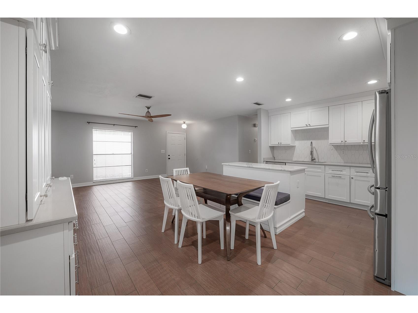 8235 Vassar Circle Tampa FL 33634 TB8515171 image18