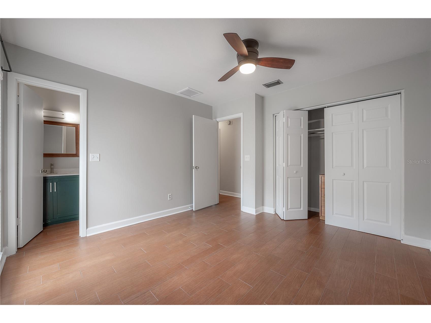 8235 Vassar Circle Tampa FL 33634 TB8515171 image20