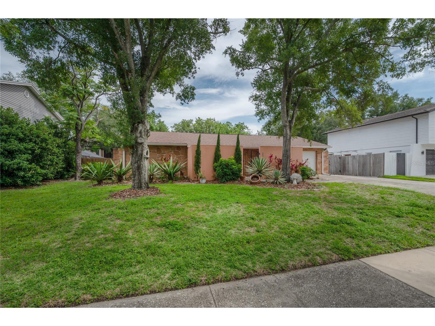 8235 Vassar Circle Tampa FL 33634 TB8515171 image3