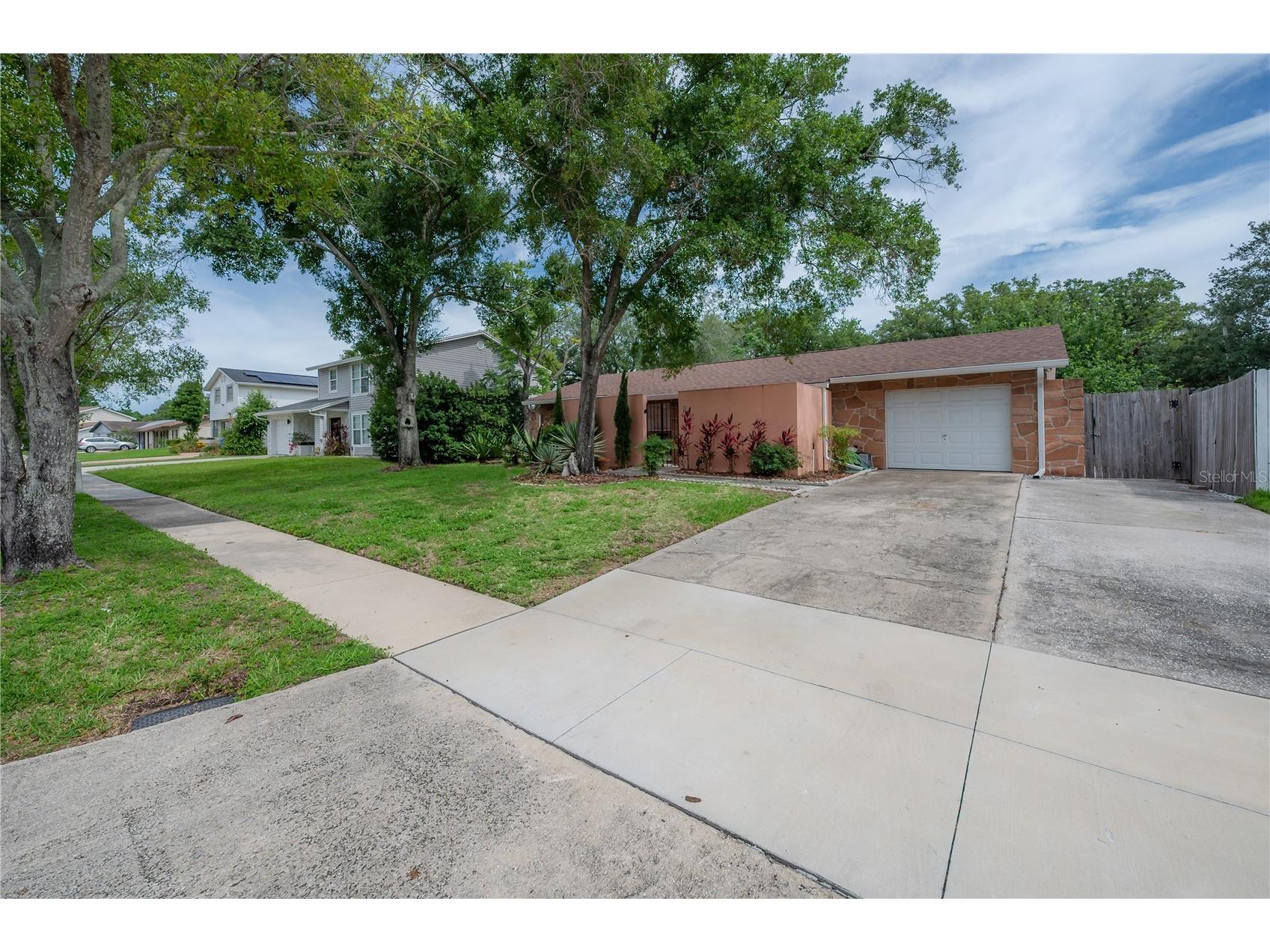 8235 Vassar Circle Tampa FL 33634 TB8515171 image4