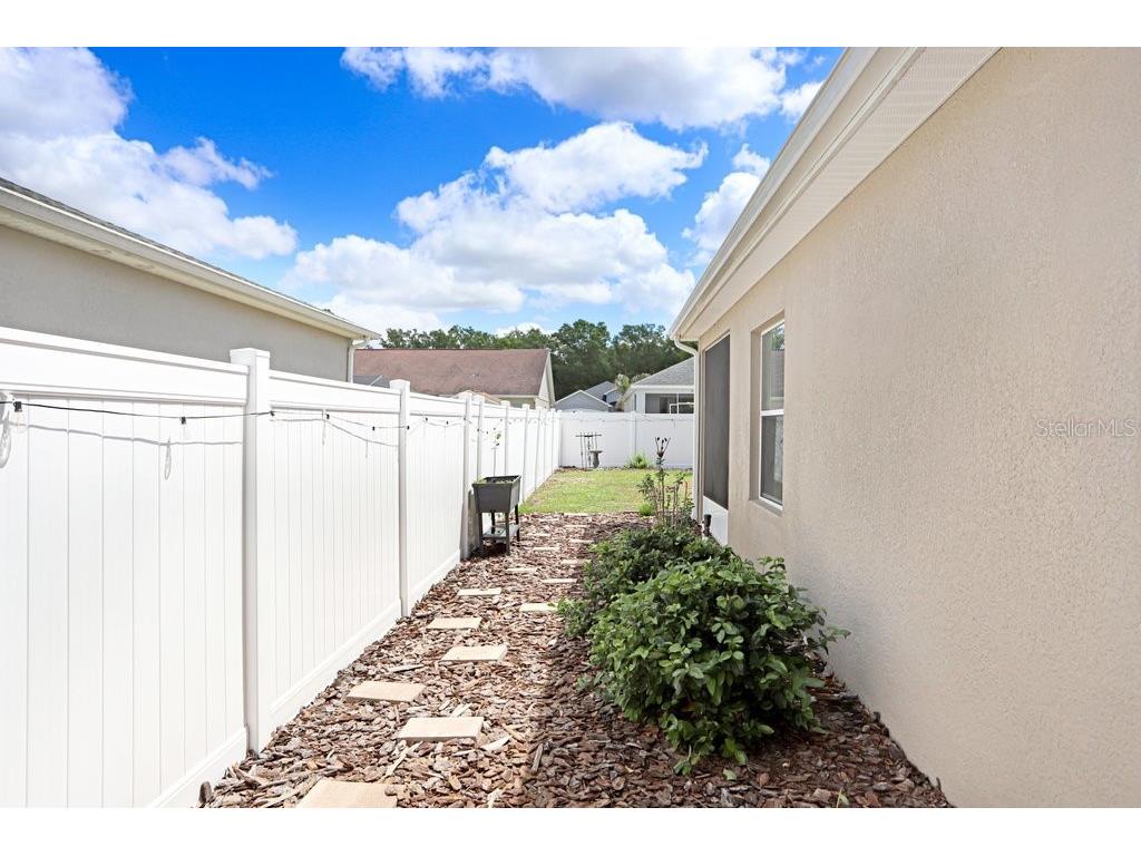 8235 Wilder Loop Lakeland FL 33809 TB8492385 image32