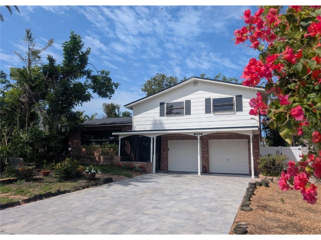 8236 128th Street Seminole FL 33776 TB8352718 image1