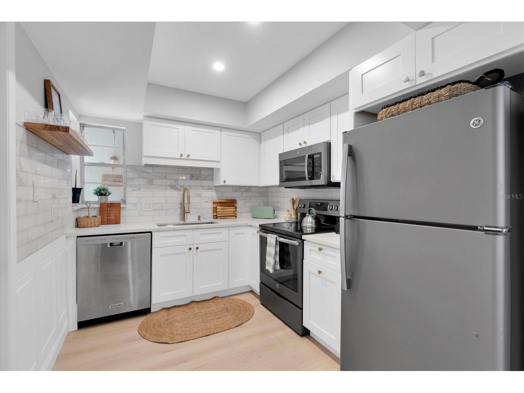 8236 Brentwood Road Seminole FL 33777 TB8516824 image12
