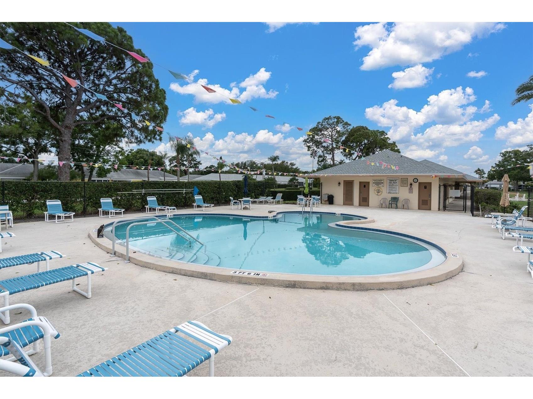 8236 Brentwood Road Seminole FL 33777 TB8516824 image29